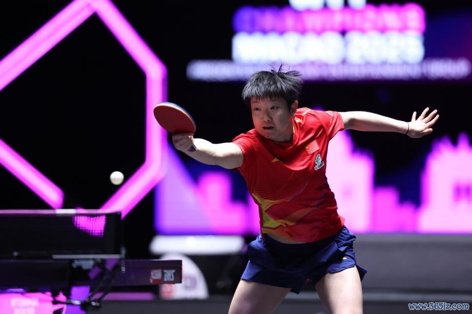 [图]孙颖莎4比1战胜蒯曼 晋级下一轮  WTT澳门第一名  赛女单总决赛  乒乓球教学
