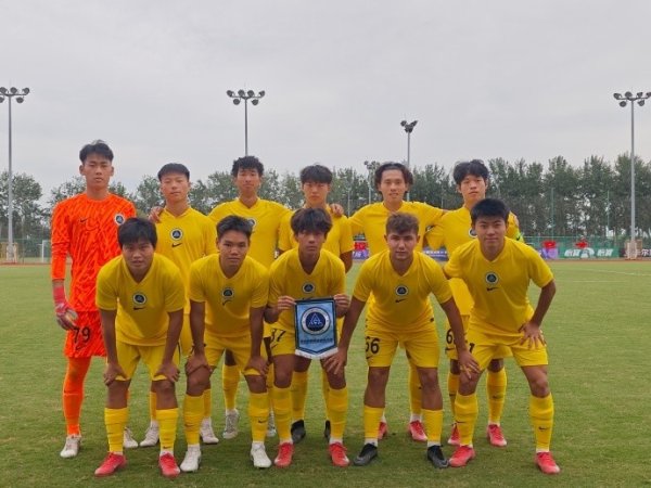 中青赛（U21组）晋级下一轮  赛第三轮：深圳新鹏城3比1战胜河南建业