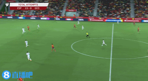 离谱！费兰停球过掉守门员，小角度打空门不进