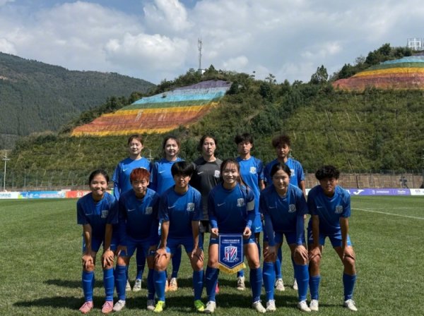 申花上体女足获得2025女甲职业联赛  第四名，26轮取得14胜4平8负积46分