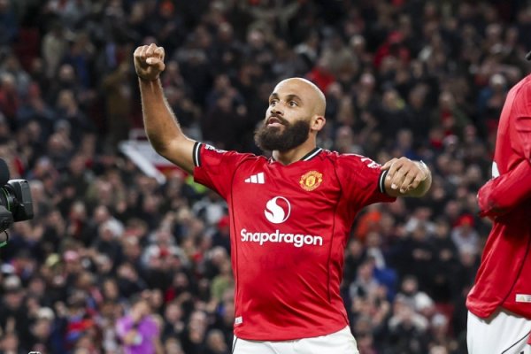 姆伯莫英超对阵热刺打进5球，后者是其得分  并列最多的对手