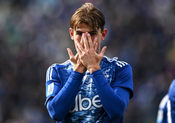 TA: 帕斯下赛季很有可能回皇马, 球员今夏拒绝了热刺国米等球队